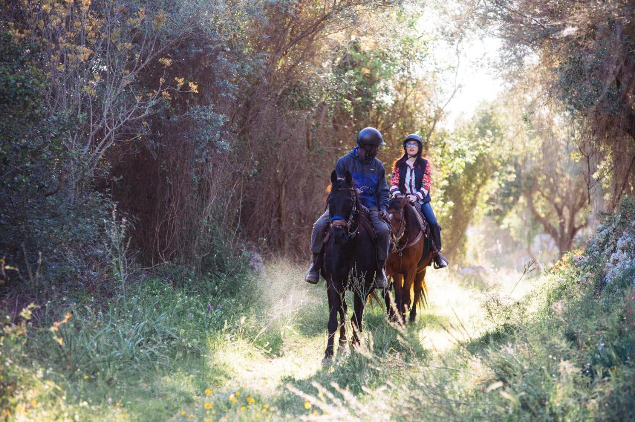 הוילה Sortino Pantalica Ranch Agriturismo Siciliano מראה חיצוני תמונה