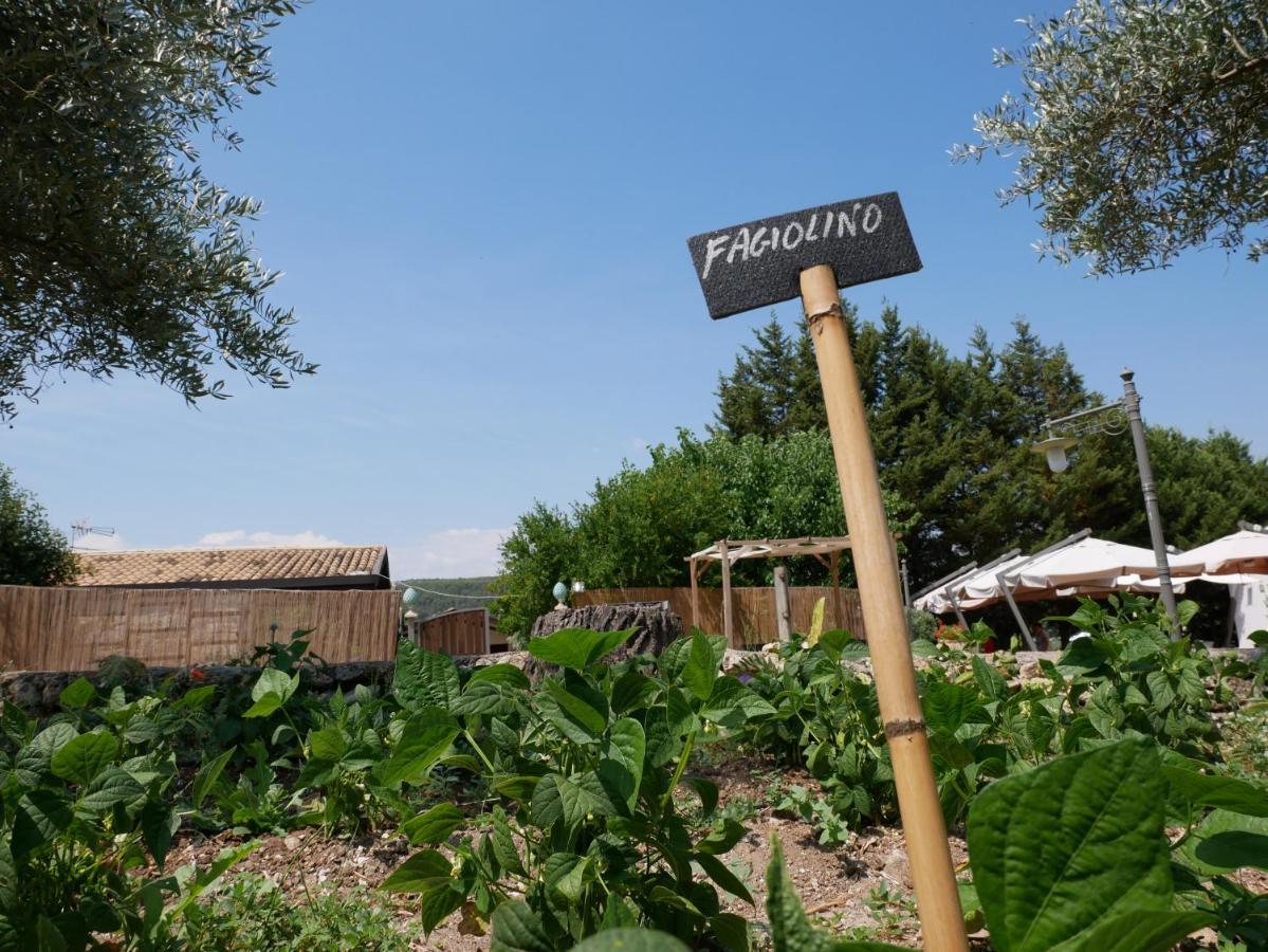 הוילה Sortino Pantalica Ranch Agriturismo Siciliano מראה חיצוני תמונה